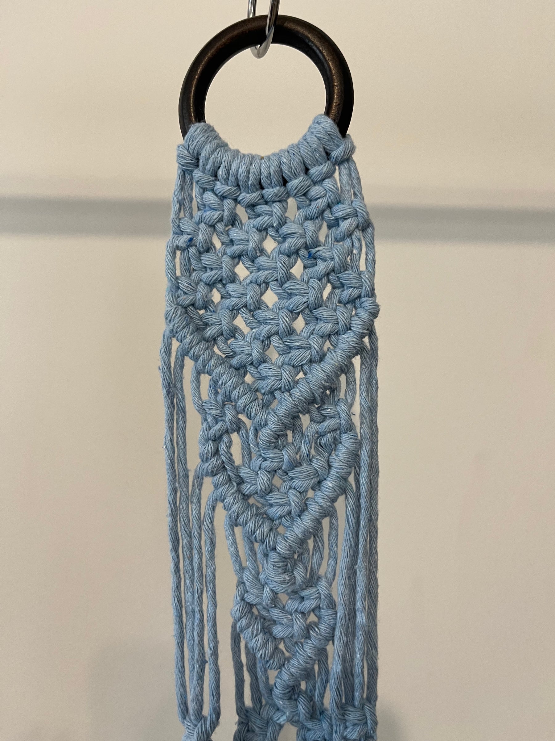 Macramê Porta Vaso Azul Médio - 79cm x 8cm