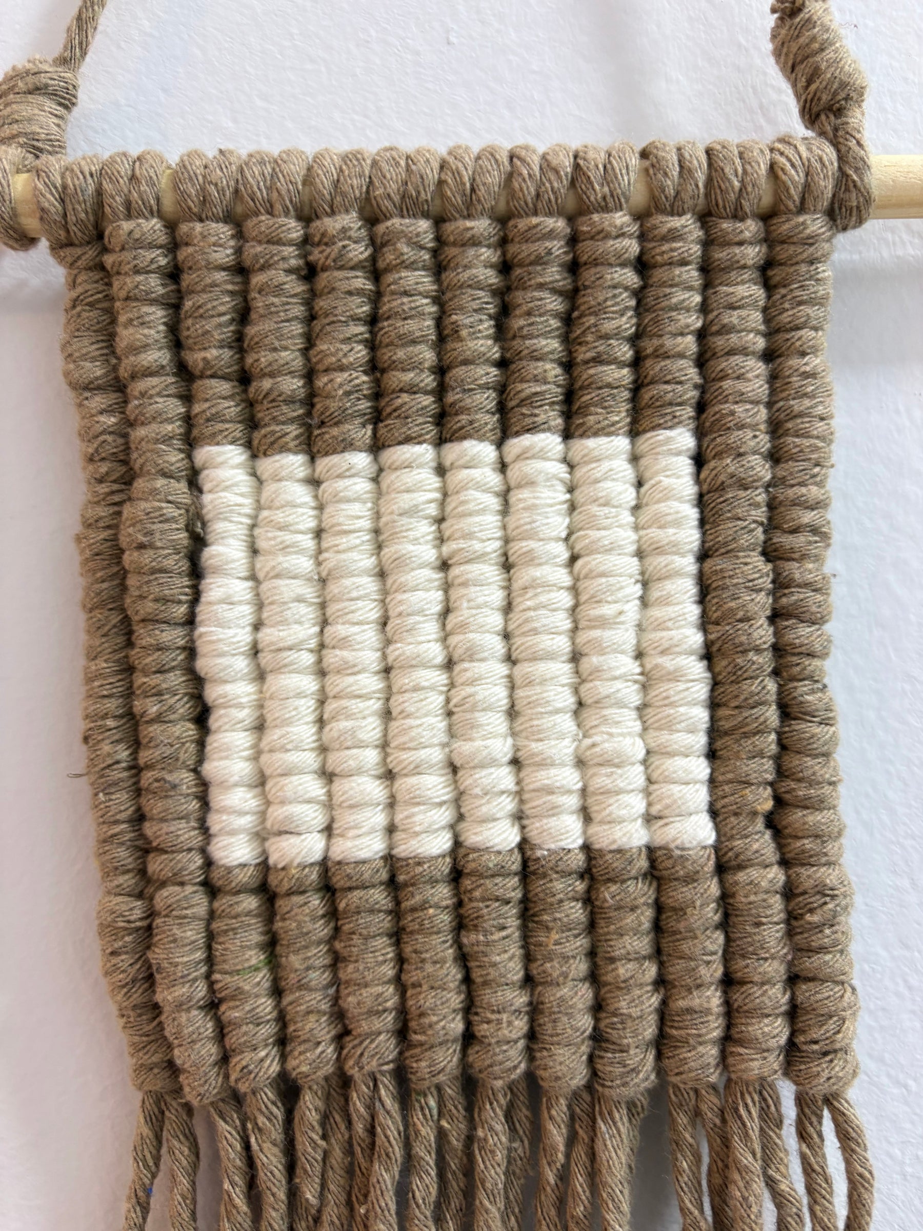 Conjunto Macramê Marrom e Bege - 54cm x 32cm cada peça