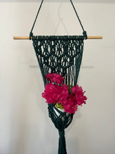 Macramê Painel Porta Vaso Verde Médio - 80cm x 32cm