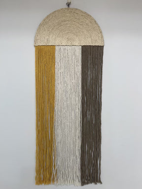Macramê Painel Meia Lua Amarelo e Marrom Grande - 30cm x 103cm