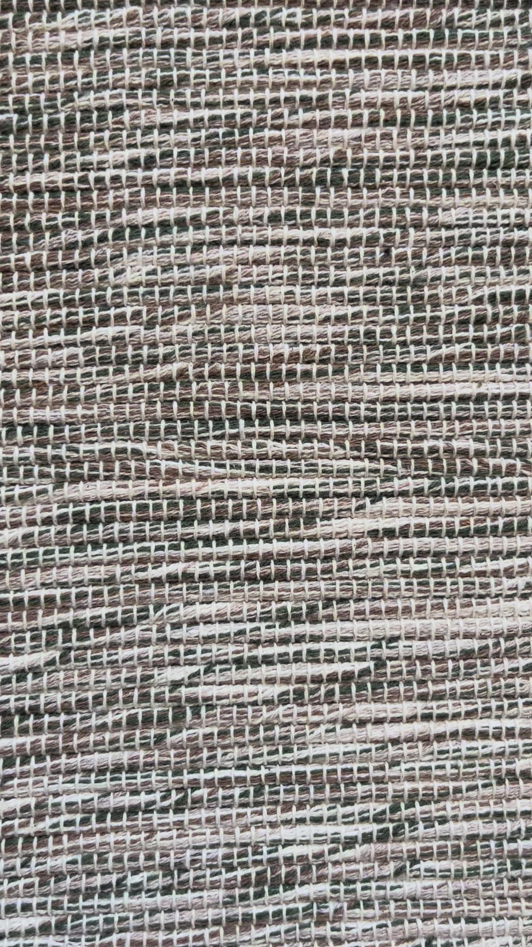 Kit de Inverno Beira de Cama Verde / Terracota e Manta de Sofá Preta